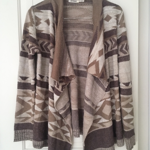 Blu Pepper Southwestern Print Sweater Brown Small - Picture 6 of 7